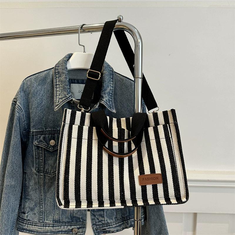 

Women s Striped Pattern Tote Bag, Summer Casual Large Capacity Shoulder Crossbody Bag, Versatile Commuter Bag чёрный