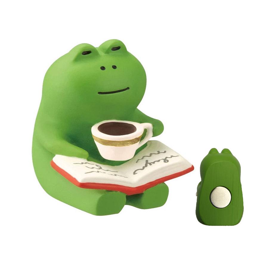 Japanese Cat Magnet: Cute Resin Sticker & Message Clip Toy for Refrigerator Decor