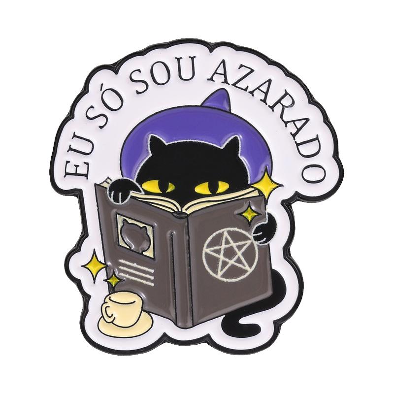 Xiaomi Eu So Sou Azarado Black Cat Witch Enamel Pin Portuguese Self Deprecating Unlucky Cat Reading Magic Book Brooch Lapel Badge Gifts