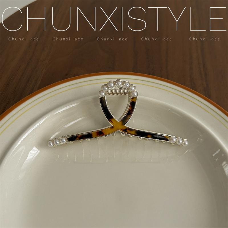 Dark Series Tortoiseshell Leopard Acetate Claw Clip: Large/Medium Hair Clip for Women