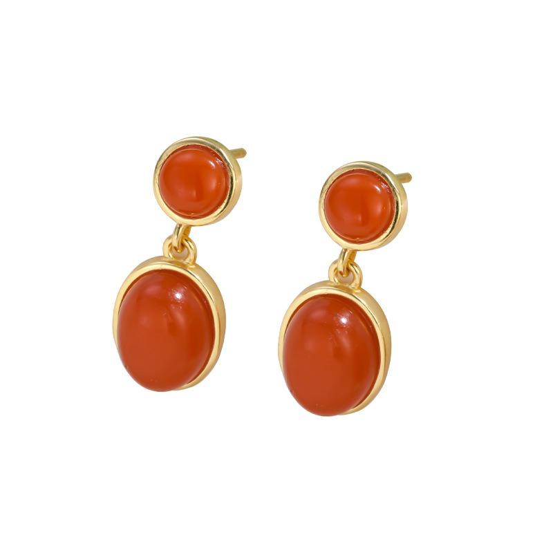 S925 sterling silver earrings for women, with natural ruby inlay and a minimalist design that is niche, high-end, and atmospheric