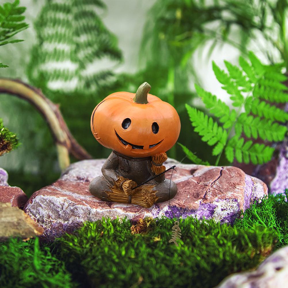 Pumpkins Scarecrows Fishing Figurine Cute Smile Pumpkins Head Fishers Sculpture Outdoor Garden Statue for Halloween