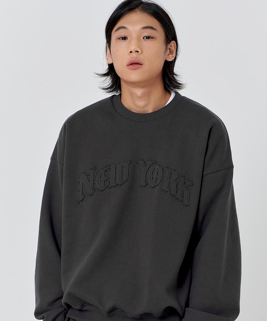 PAPERBOY New York Applique Sweatshirt - Black