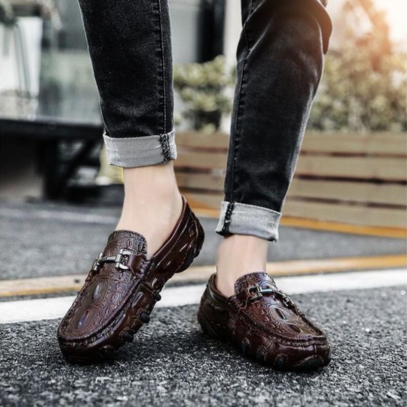 Trend Men Leather Shoes Flat Slip on Breathable Casual Loafers Crocodile Leather Design Fashion Moccasins for Men Zapatos Hombre