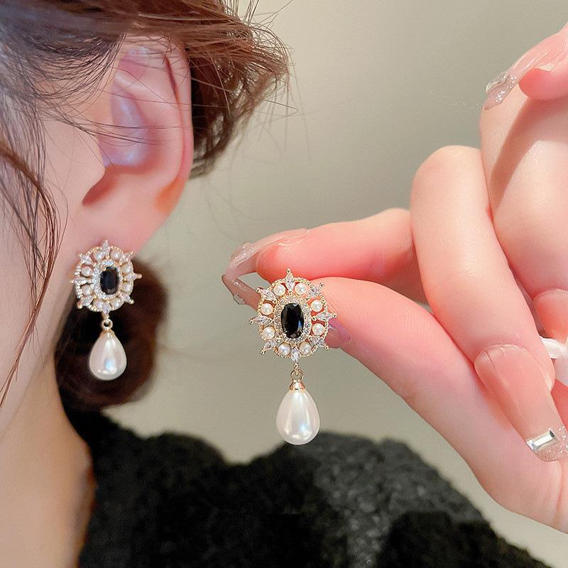 Atic Slimming Magnetic Weight Loss Earrings For Women Sparkly Rhinestone Dangle Quartz Stone Atic Drain Earrings