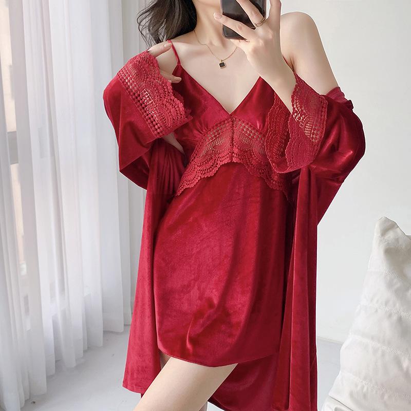 Women's pajamas spring and autumn new golden velvet suspender nightgown two-piece set luxury noble loungewear can be worn outside