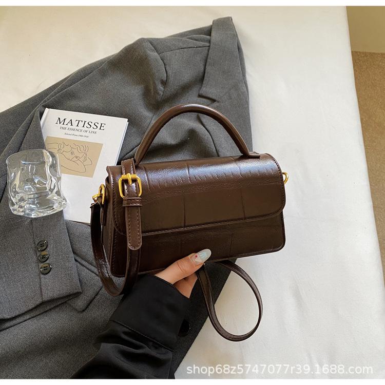 

Ретро простая портативная маленькая квадратная сумка женская в стиле old money повседневная на плечо сумка-мессенджер для поездок на работу темно-коричневого