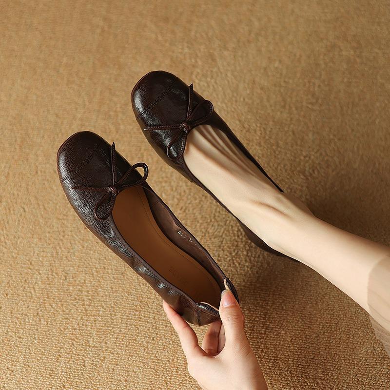Soft Leather Handmade Women's Shoes New Round Head Shallow Mouth Thin Cowhide Flat Single Shoes Women's Ballet Shoes