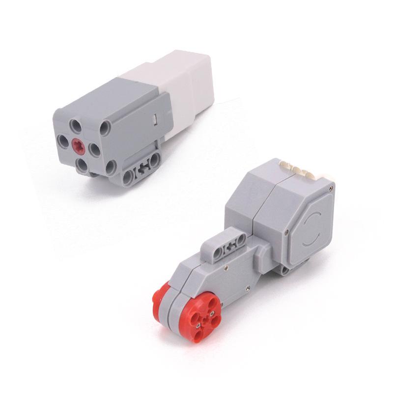 Compatible with Lego EV3: Large Motor 45544/31313, Medium Motor 45503, and Servo Motor 45502.