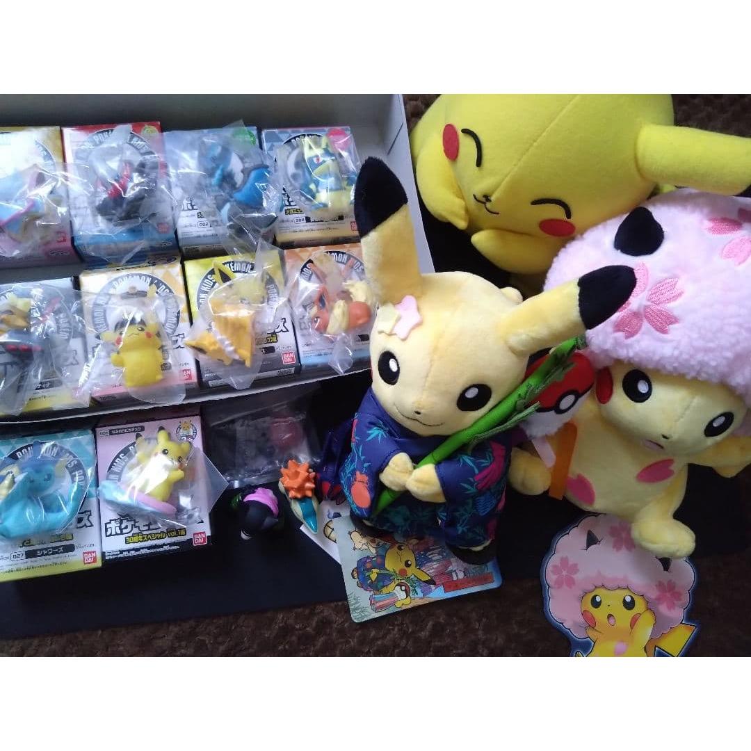 Cannot be sold separately Pokemon goods Bulk sale Pikachu, etc.