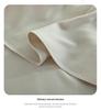 Lenzuolo sotto con angoli in cotone morbido e delicato sulla pelle, con foro centrale - Design minimalista per centri massaggi