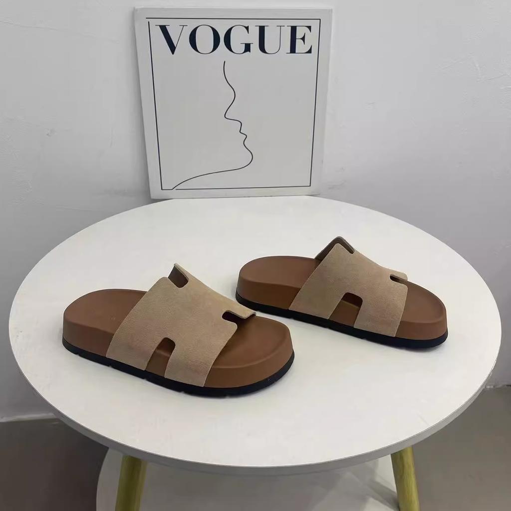 Slippers women's summer outer wear 2025 new high-end French soft platform H version beach sandals fashion one-word sandals