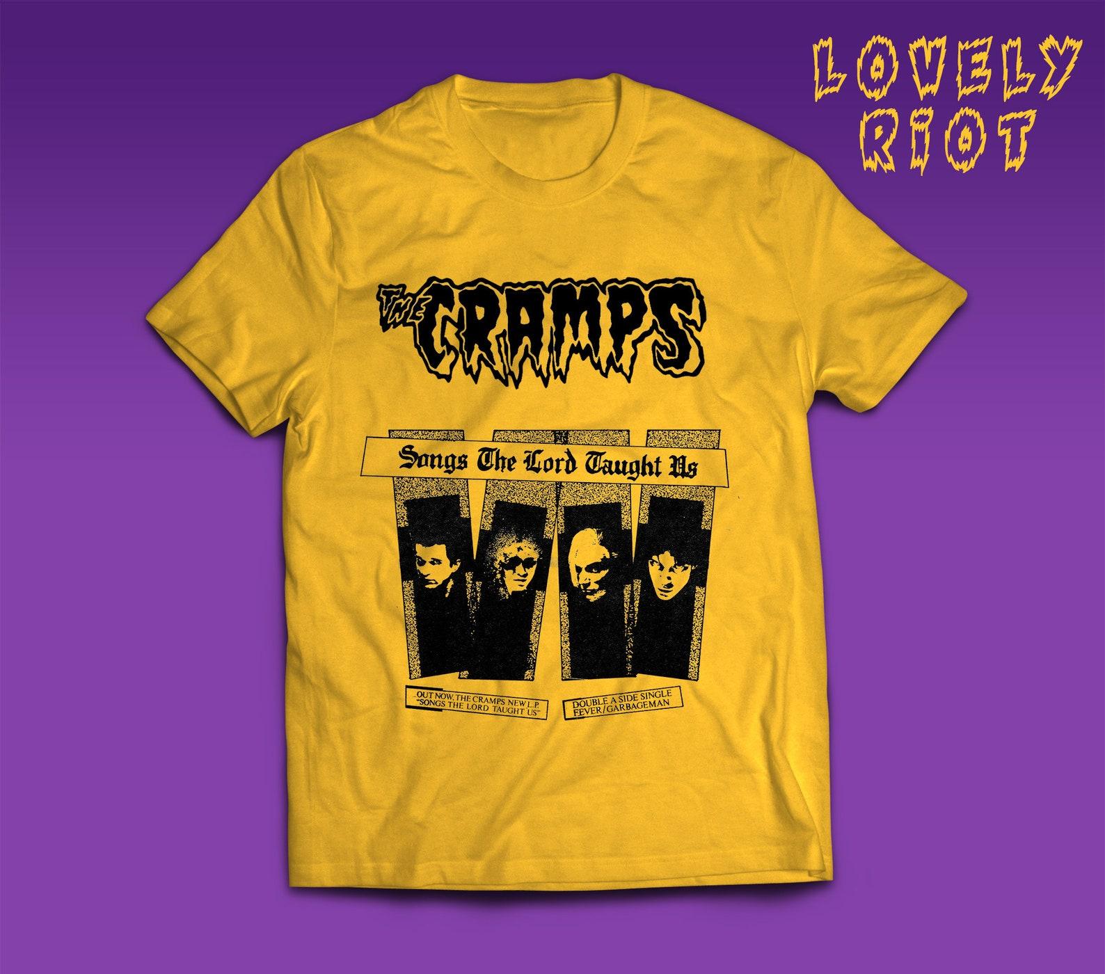 Retro Punk & Psychobilly T-Shirt – Vintage Tee Inspired by the Legendary CBGB Scene and 70s/80s Horror Rock XL