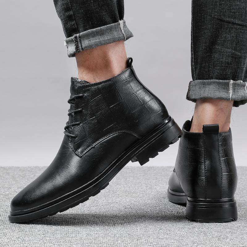 2024 Genuine Leather Men Boots Men Winter All-match Motorcycle Boots Stylish New Male Comfortable Outdoor Shoe