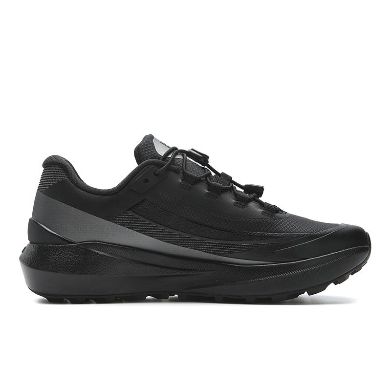 FILA WOLF 3 Low top Outdoor Shoes Women's Black A12W611223FBK