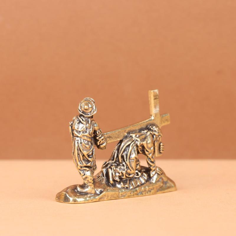 Solid Brass Carrying Cross Statue Exquisite Hand Carved Home Desktop Decor Religious Collection Gifts