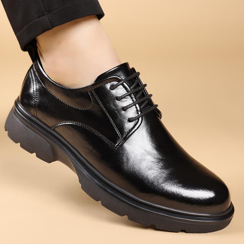 

2024 осень и зима новые мужские повседневные туфли из кожи с круглым носком на шнуровке мужские туфли на платформе с ручной отделкой рабочие кожаные туфли 8232 44 чёрный