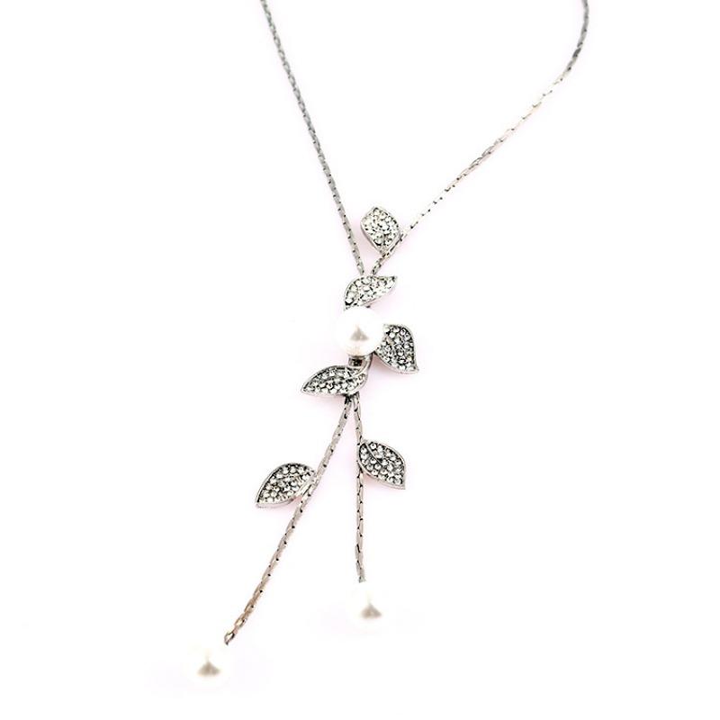 Long Section Rising Leaves Pearl Fringed Sweater Chain Women's Versatile Korean Version Personalized Accessories Necklace Four-leaf Clover