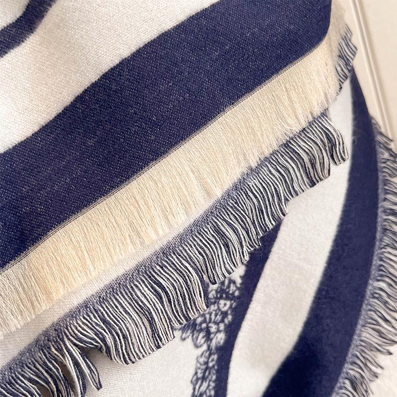 Korean Version Of Iris Printing Large Square Towel Thickened Double-Sided Imitation Cashmere Decoration Cape To Keep Warm And Keep Out The Cold