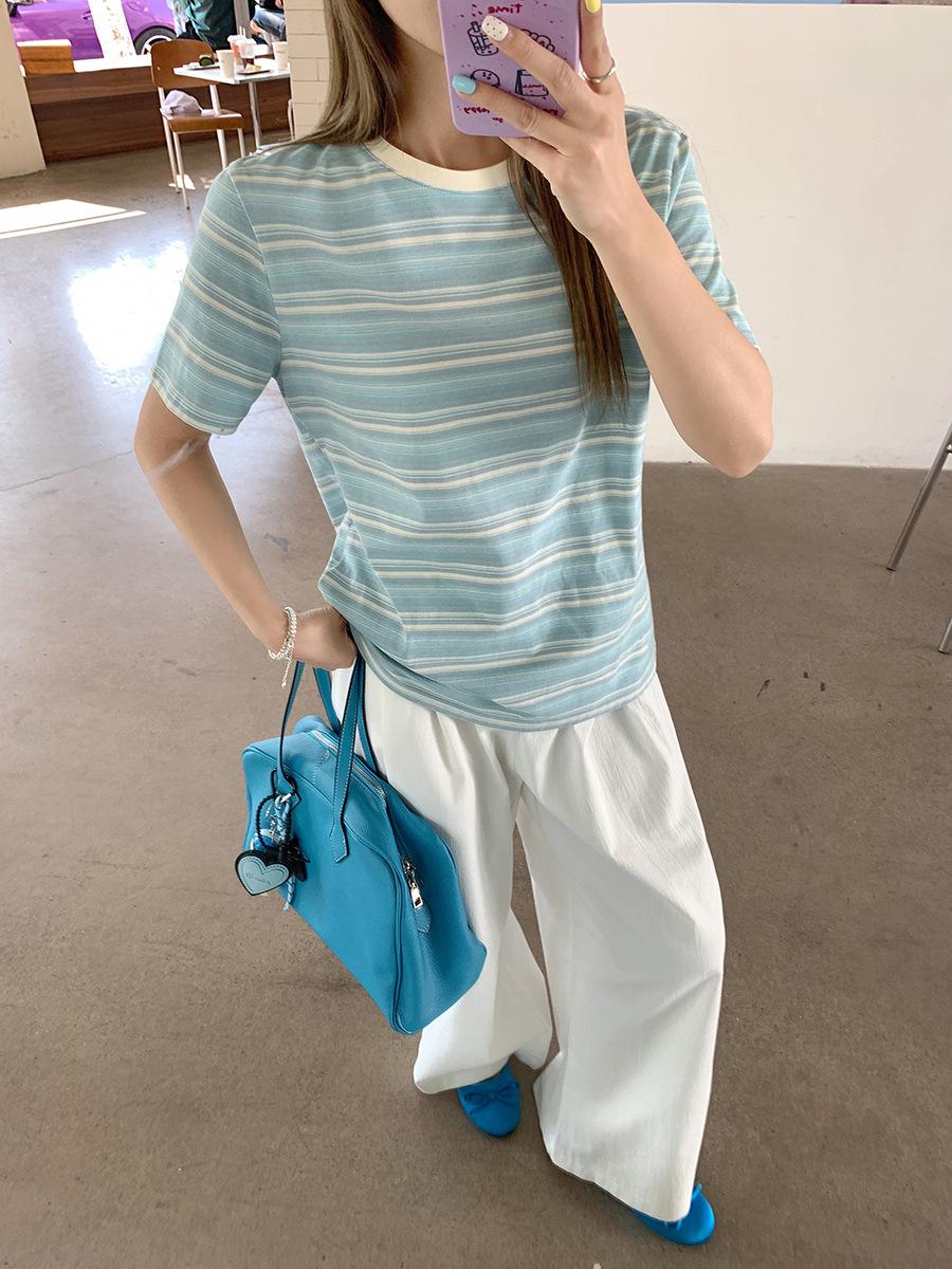 

Fashion high-end contrasting color striped round neck short-sleeved T-shirt women s summer new loose meat-covering and thin casual XL
