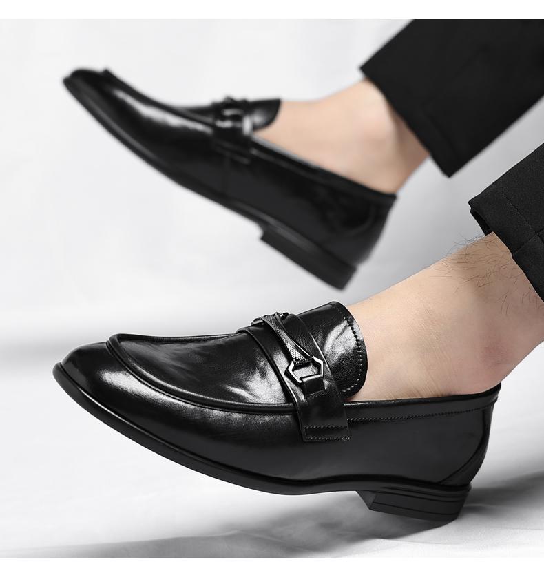 Herrenmode Einfarbige Leder Slipper mit Metallverschluss Bequem Rutschfest Businessschuh Leicht Outdoor Atmungsaktiv Fahrschuhe