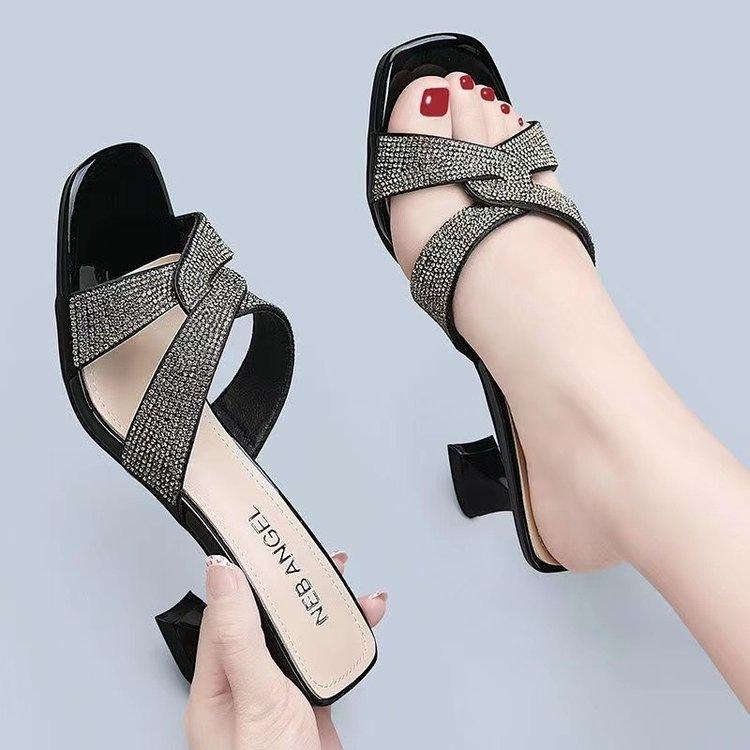 Thick-heeled slippers women's 2025 summer new sandals women's medium-heeled one-word drag fashion versatile rhinestone high-heeled cool slippers