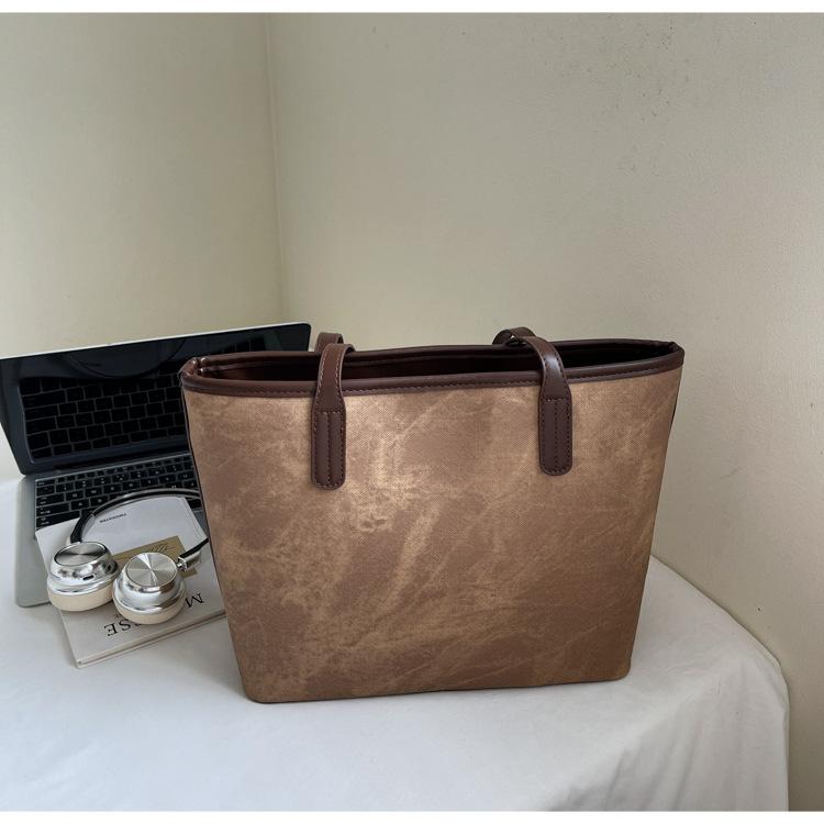 

Retro Large-capacity Tote Bag, Casual and Fashionable Tote Bag, Simple Single-shoulder Underarm Bag