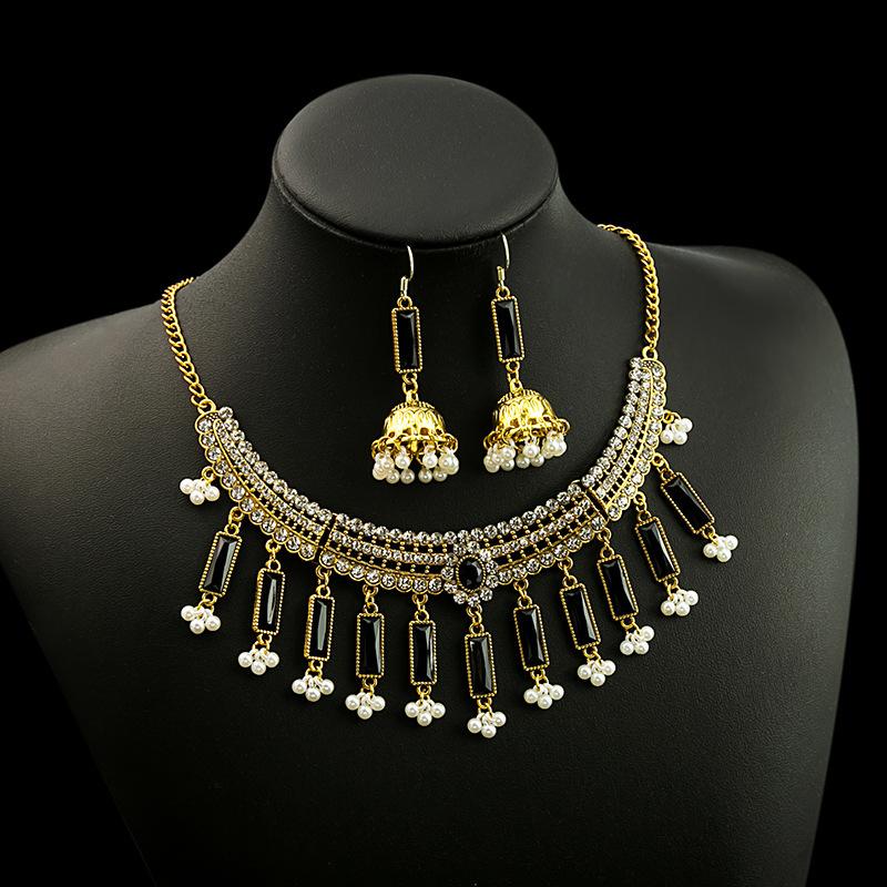 Vintage Bohemian Necklace Earrings, Collarbone Chain Exaggerated Personality Ethnic Wind Chain Exotic Accessories