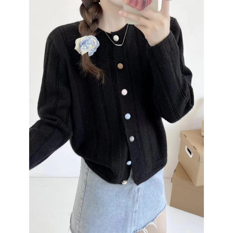 

Осень и зима новый милый маленький свежий мягкий восковой свитер куртка ленивый цвет пуговица вязаный кардиган топ женский one size fits all чёрный