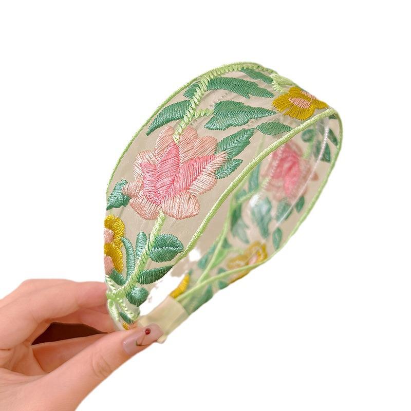 Luxury Embroidered Chinese Zanhua Wide-Brim Face-Washing Headband for Women