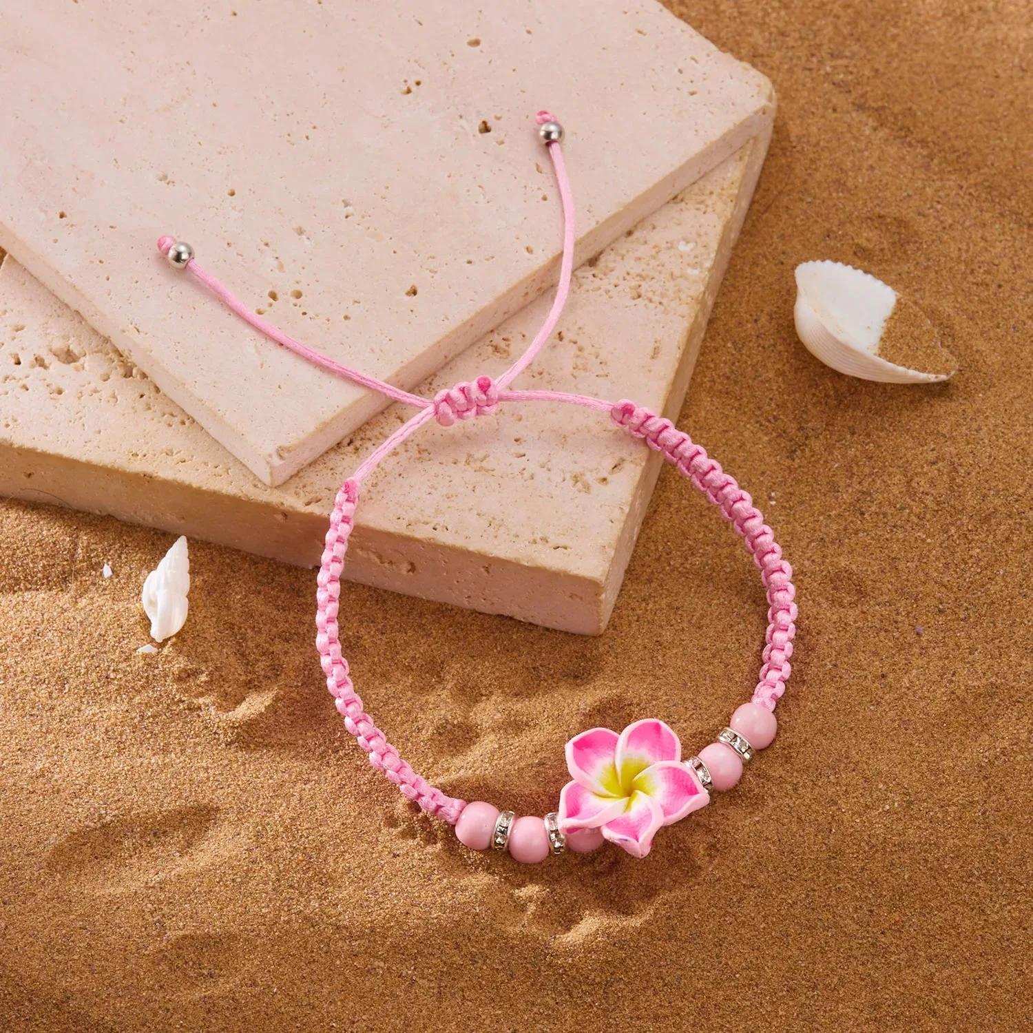 

New Fashion 5 Petal Exquisite Flower Bracelet Personalized Versatile Women s Petal Bracelet Festival Party Girl 2025 Jewelry