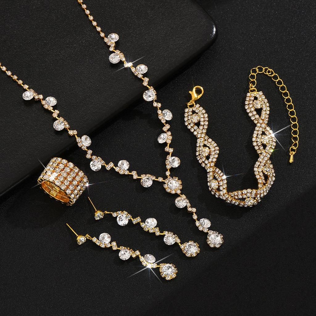 2026 Collana Orecchini Bracciale Anello in Strass di Cristallo alla Moda Set da Quattro Pezzi Accessori Gioielli Accessori Sposa