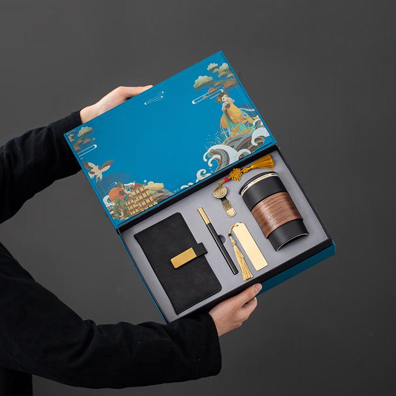 Cha Xun Deluxe Chinese Ceramic Tea Gift Set