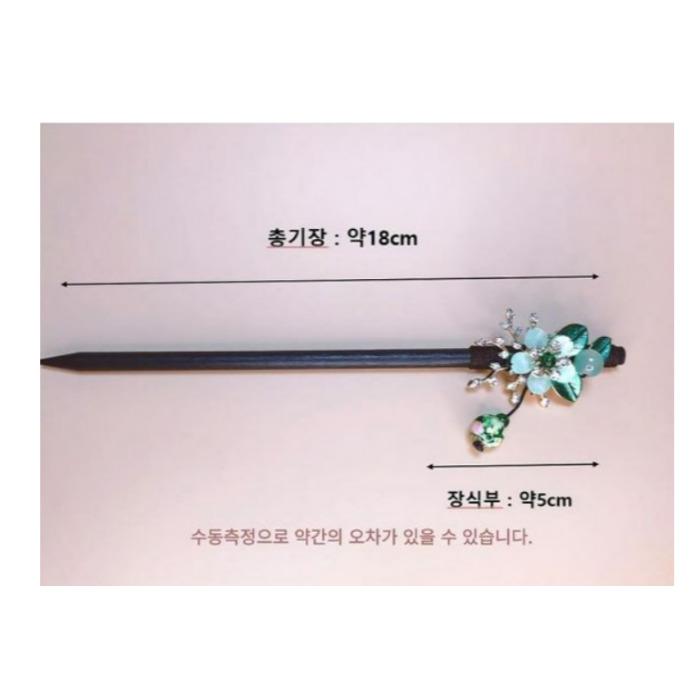 

Корейська квіткова біньо, біньо для ханбоку, дерев яна шпилька-біньо для традиційної зачіски-пучка та зачіски вгору 1pcs.- jade green color