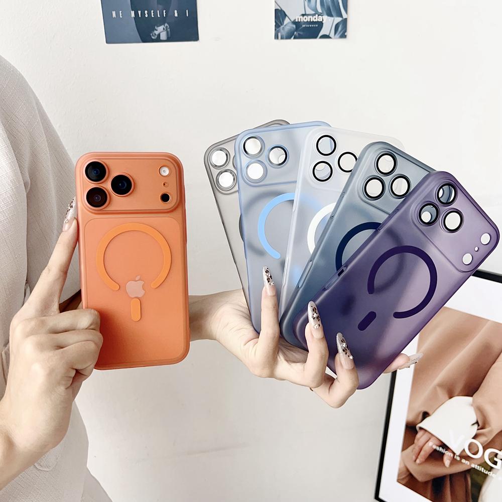 KEYSION Ultradünne Matte Klare Hülle für Magsafe für iPhone 13 14 15 Pro Max 15 Plus Magnetische Kabellose Lade-Rückabdeckung