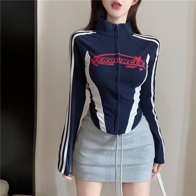 Maglietta a maniche lunghe 2KWEIRD da donna, top slim semplici, abbigliamento Y2k, streetwear coreano femminile di tendenza