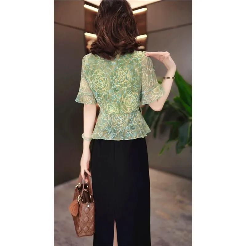 Summer New Chiffon T-shirt for Women, Fashionable Temperament, Versatile and Age-reducing Loose Top for Women