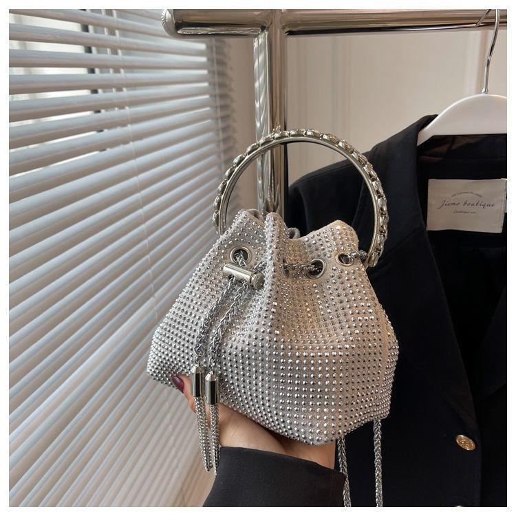 Fashion Solid Color Rhinestone Decoration Women Casual Shoulder Chain Bag For Street Style Womens Fashion