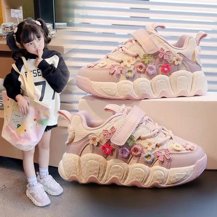 Girls sports shoes 2025 spring and autumn female treasure casual shoes sports shoes girls dad shoes children flower casual shoes