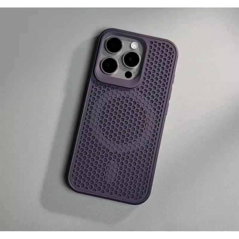 Summer honeycomb heat dissipation is suitable for iPhone17promax magnetic mobile phone case Apple 16 mesh matte 15 ultra-thin.