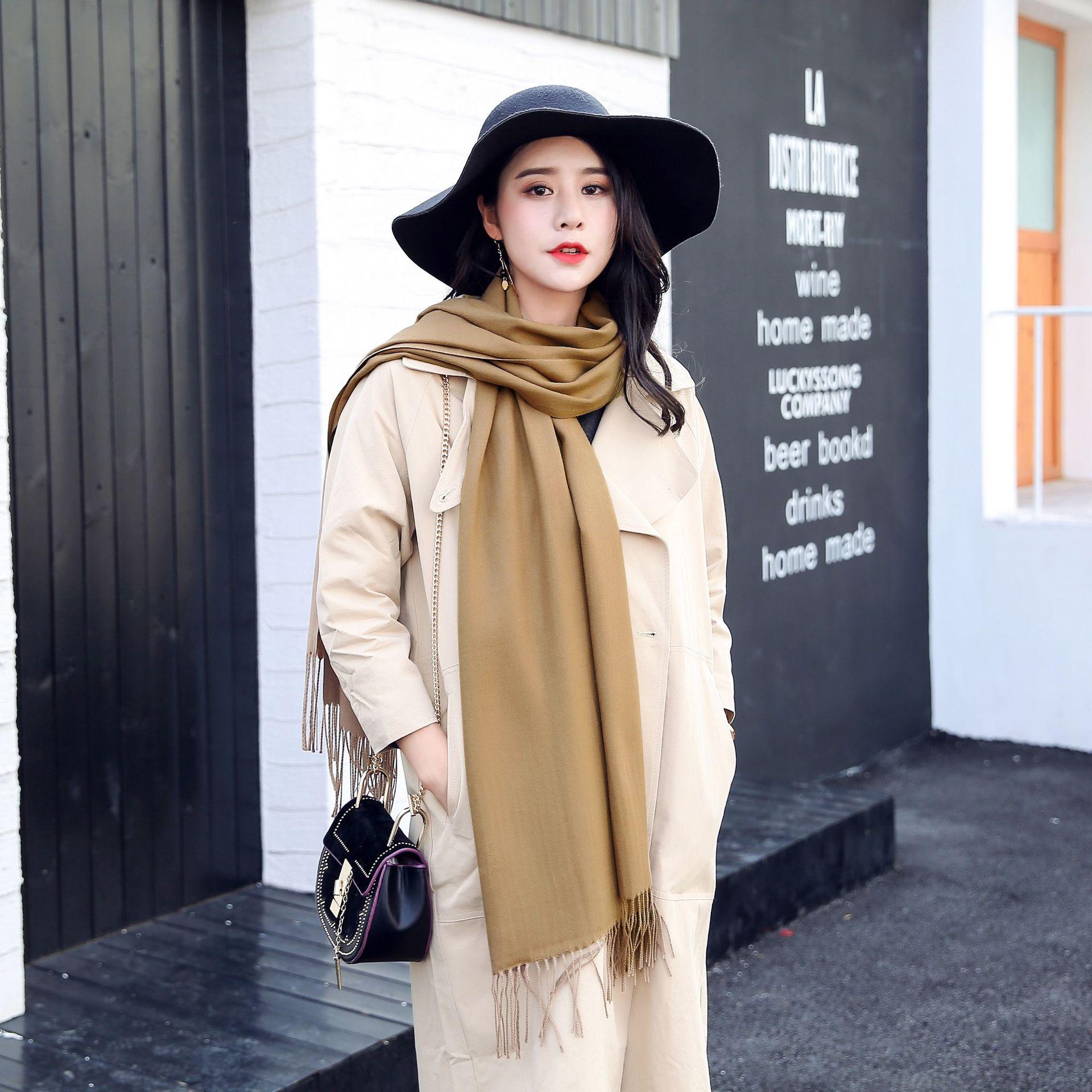 

2026 Осень и Зима Новый Стиль Роскошный Кашемировый Женский Шарф Клетчатая Накидка Оперное Кейп Накидки Женский Типпет Бандана Шарфы Головной Платок 70x200cm