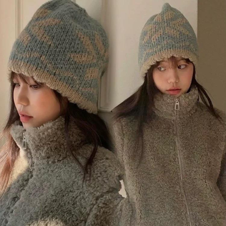 Retro Niche Nordic Wool Hat, Warm Autumn and Winter Atmosphere, Snowflake Knitted Cold Hat, Pullover Hat