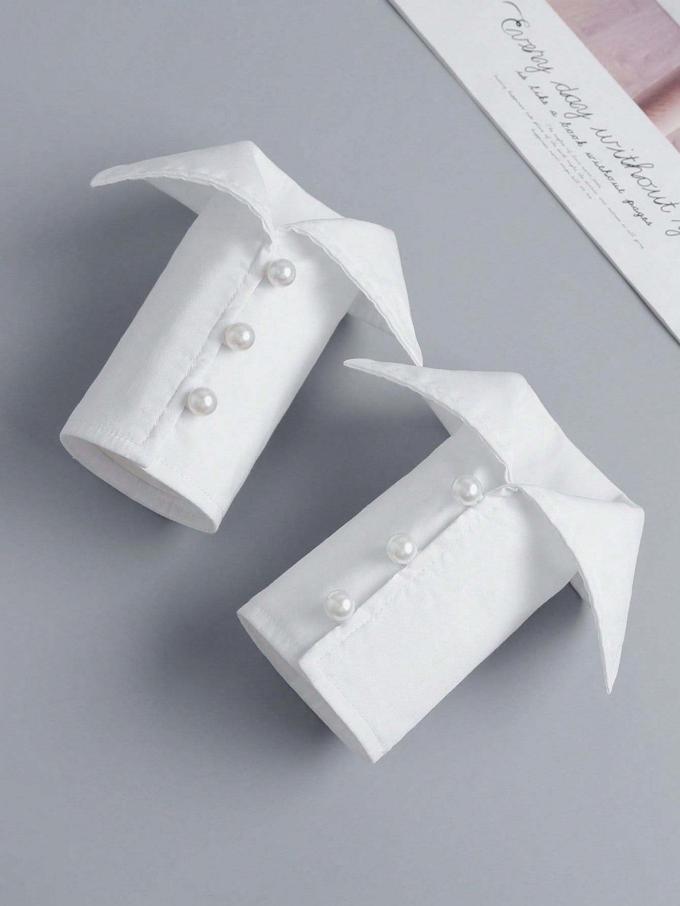 

1 пара простых белых элегантных манжет с жемчужными рукавами, идеально подходящих для осенне-зимнего декора, добавляющих элегантность нарядам One Size