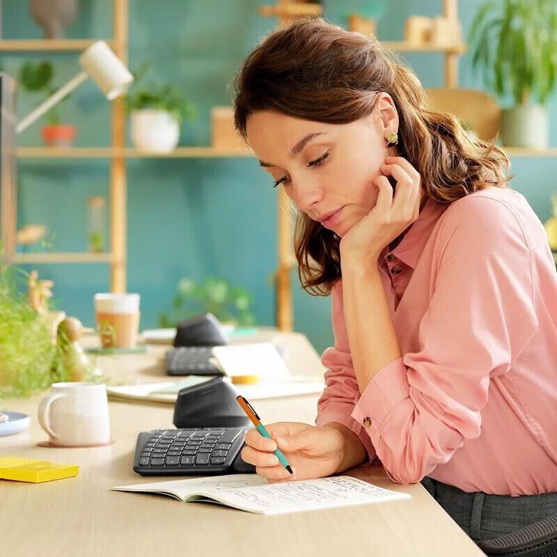 Logitech K860 Wireless Ergonomic Split Keyboard