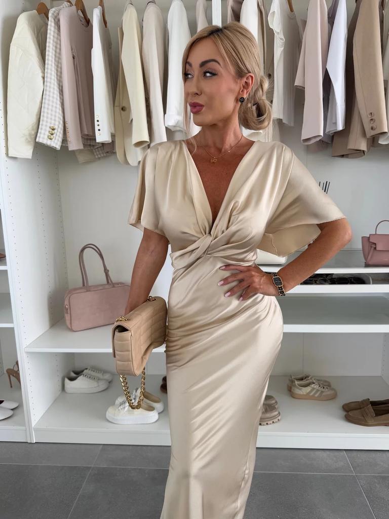 European and American spring and summer new satin twisted chest bat sleeve dress INS loose vacation dress women
