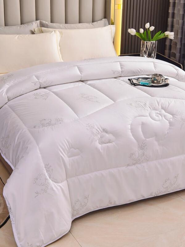 

Conch Warm Australian Wool Quilt