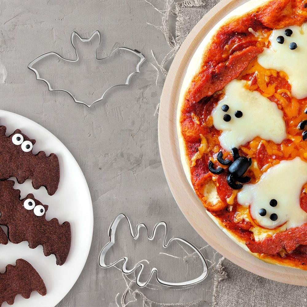 Steel bat cookie cutter 8 cm