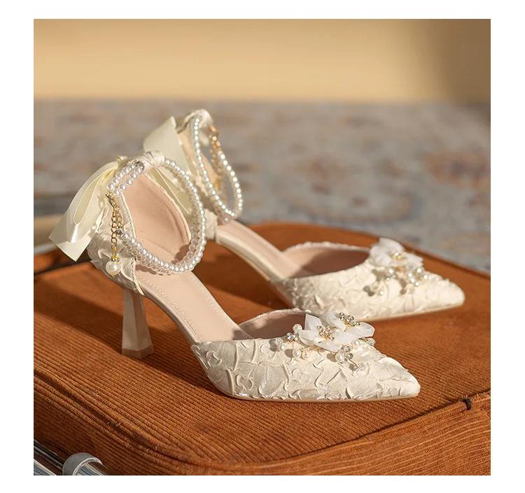 

Весна и Осень Новые Бабочка Бант Полые Высокие Каблуки Стиль Жемчужная Цепочка Остроносые Туфли Принцессы Универсальные Однотонные Туфли для Женщин 34 абрикосовый