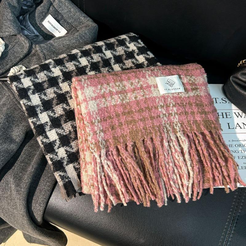 Autumn and winter new Maillard imitation cashmere plaid scarf women's winter senior sense versatile shawl thickened warm scarf