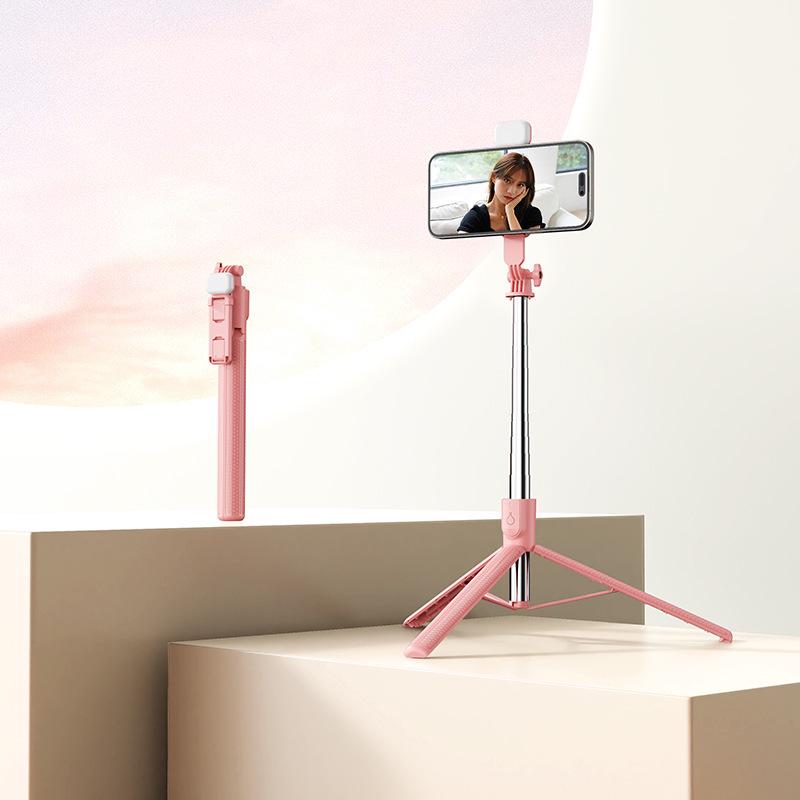Z7 Portable 1.7m Handheld Selfie Stick Tripod with Fill Light for Live Streaming